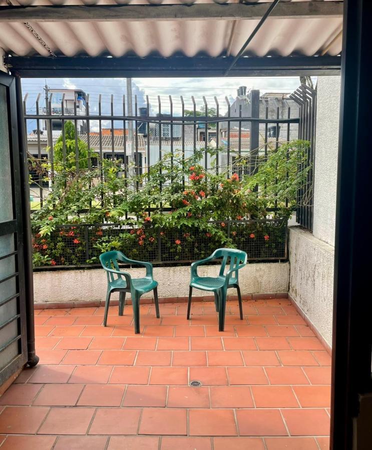 Hostal Roma Villavicencio Eksteriør billede